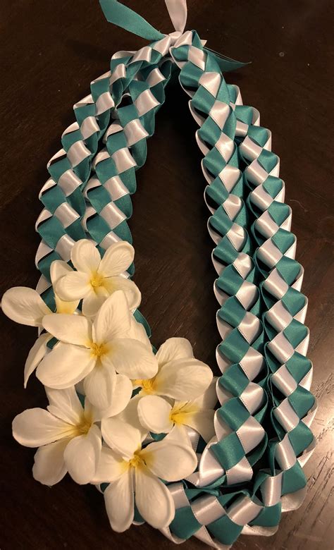 graduation leis ribbon|ribbon lei instructions.